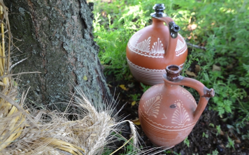 Bugyoga-/ csöcsös-/ csörgő korsók (Tüskevári)